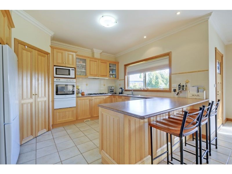 7 Wyndham Court, Traralgon VIC 3844