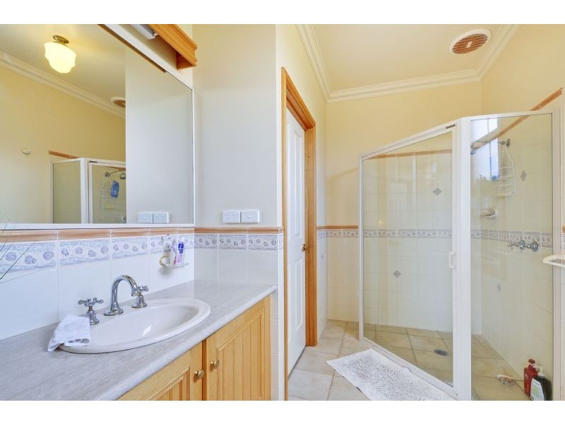 7 Wyndham Court, Traralgon VIC 3844