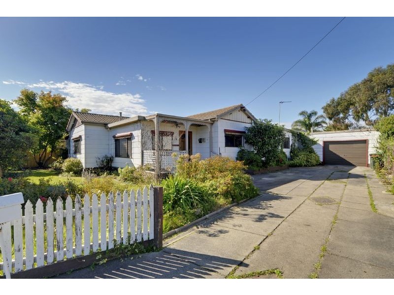 16 Grubb Avenue, Traralgon VIC 3844
