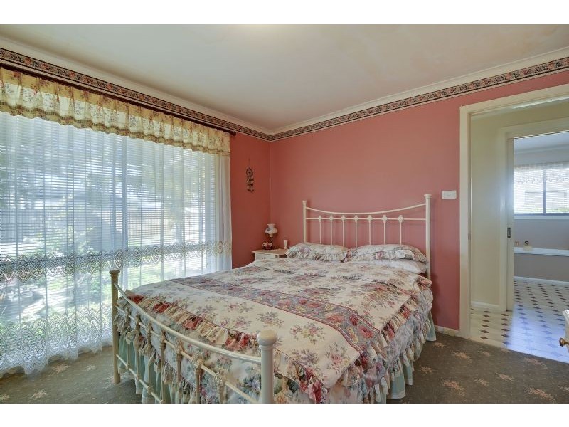 16 Grubb Avenue, Traralgon VIC 3844
