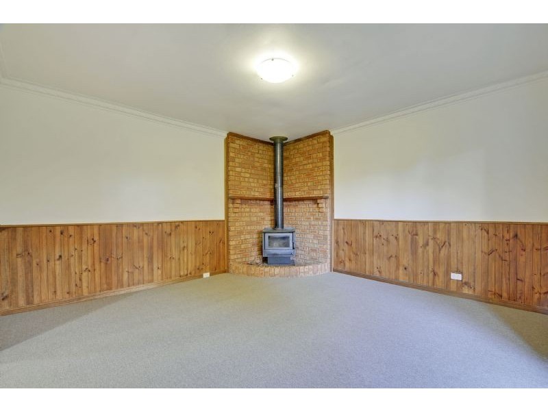 7 Maffra Road, Heyfield VIC 3858