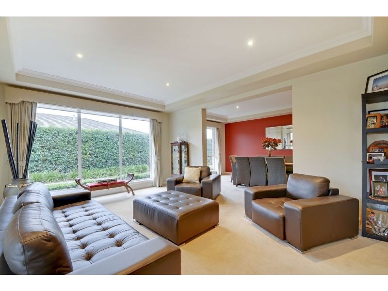 53 Greenfield Drive, Traralgon VIC 3844