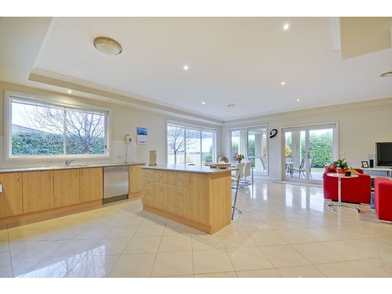 53 Greenfield Drive, Traralgon VIC 3844