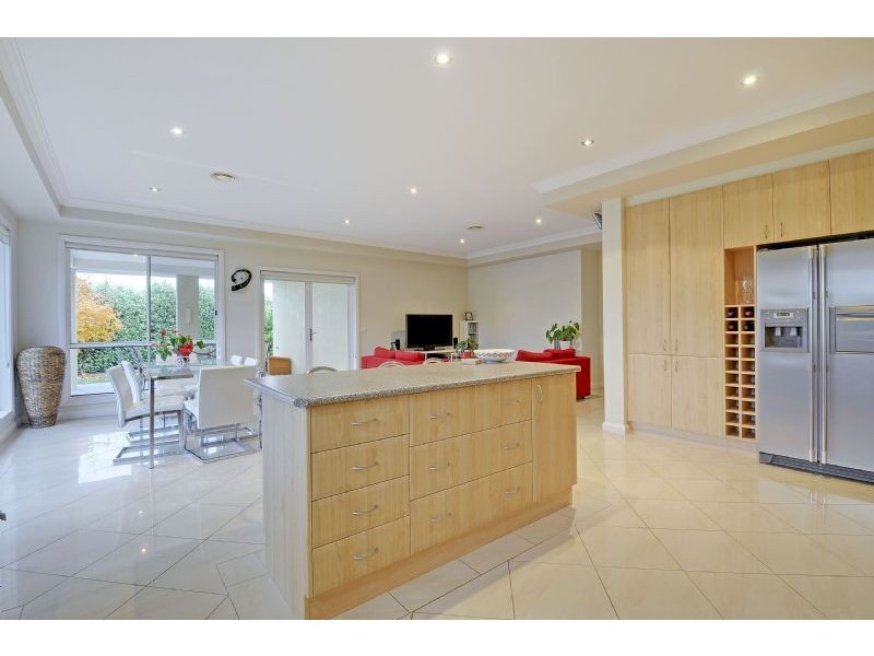 53 Greenfield Drive, Traralgon VIC 3844