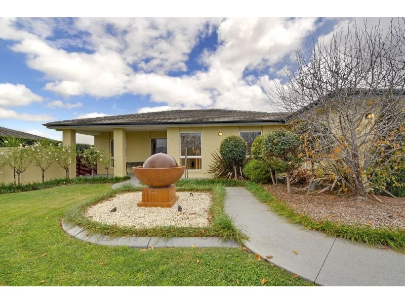 53 Greenfield Drive, Traralgon VIC 3844
