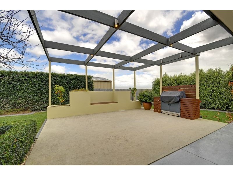 53 Greenfield Drive, Traralgon VIC 3844