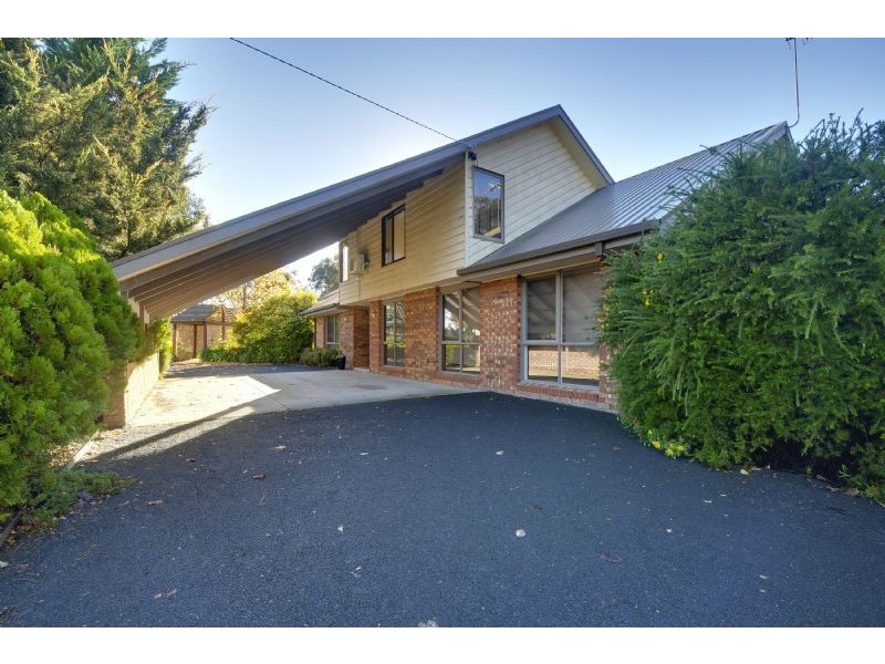 1-5 Carey Drive, Glengarry VIC 3854