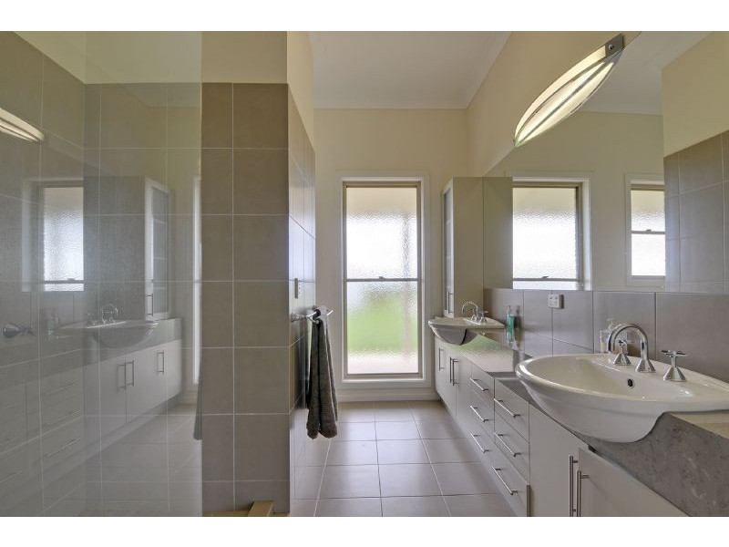 1345 Sale-Toongabbie Road, Rosedale VIC 3847