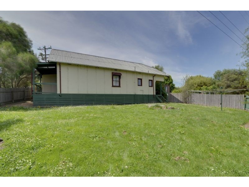 56 Main Road, Tyers VIC 3844
