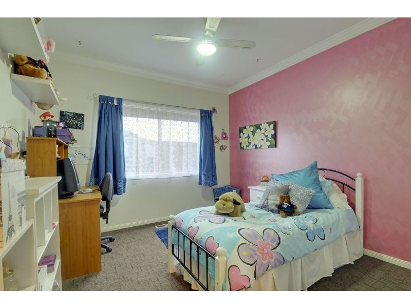 17 Duxbury Drive, Traralgon VIC 3844