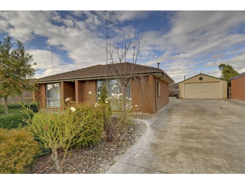 9 Brolga Boulevard, Traralgon VIC 3844