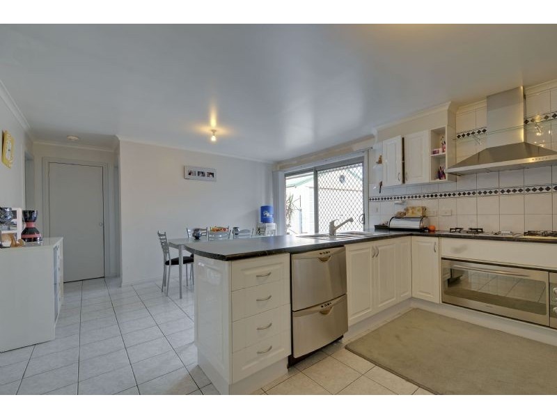9 Brolga Boulevard, Traralgon VIC 3844