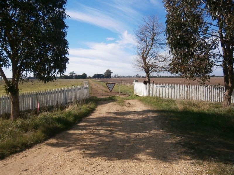 89 Langs Road, Glengarry VIC 3854