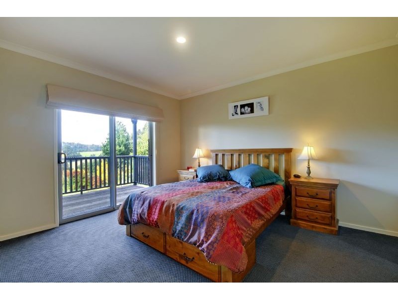 9 Michelle Boulevard, Traralgon South VIC 3844