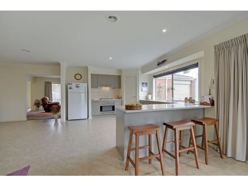 16 Christopher Court, Traralgon VIC 3844