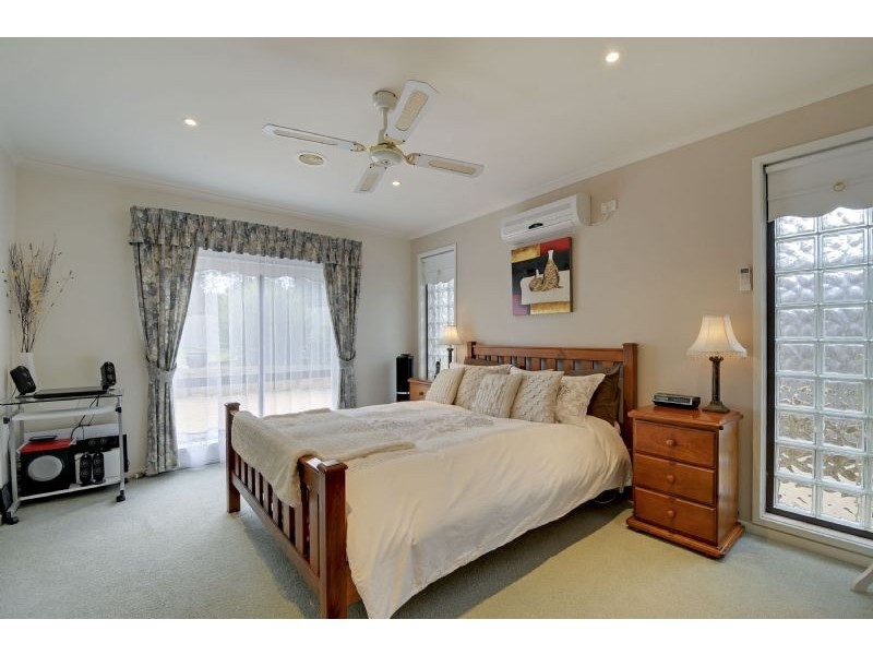 4 Illyarrie Place, Traralgon VIC 3844