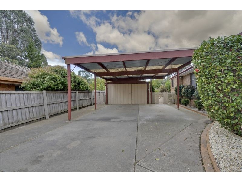 4 Illyarrie Place, Traralgon VIC 3844