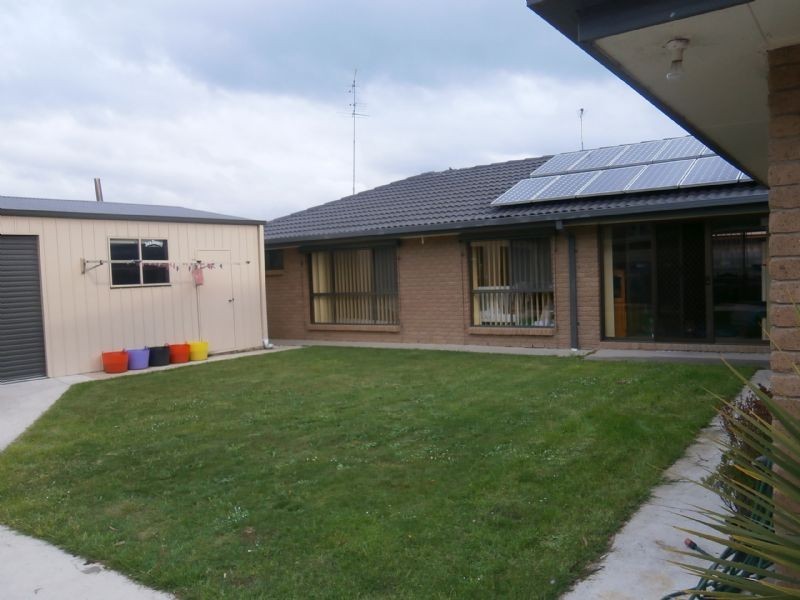 6 Stirling Avenue, Traralgon VIC 3844