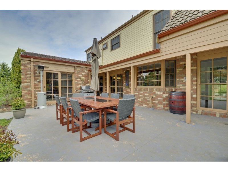 25 Theresa Road, Hazelwood North VIC 3840