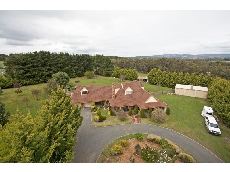 25 Theresa Road, Hazelwood North VIC 3840
