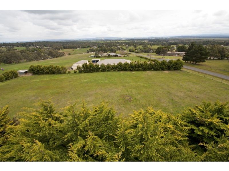 25 Theresa Road, Hazelwood North VIC 3840