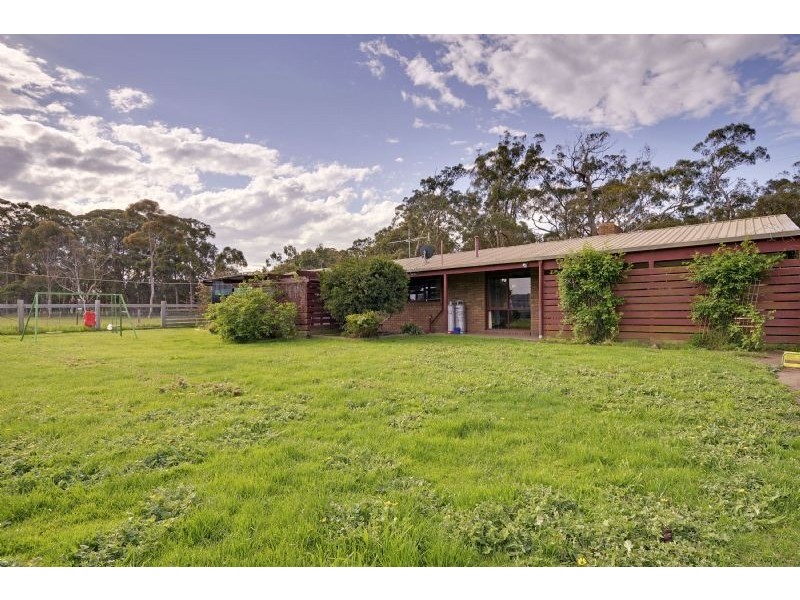 2158 Carrajung-Woodside Road, Woodside VIC 3874