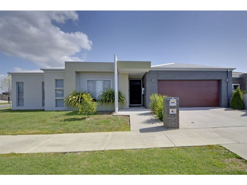 1 Stonehaven Drive, Traralgon VIC 3844