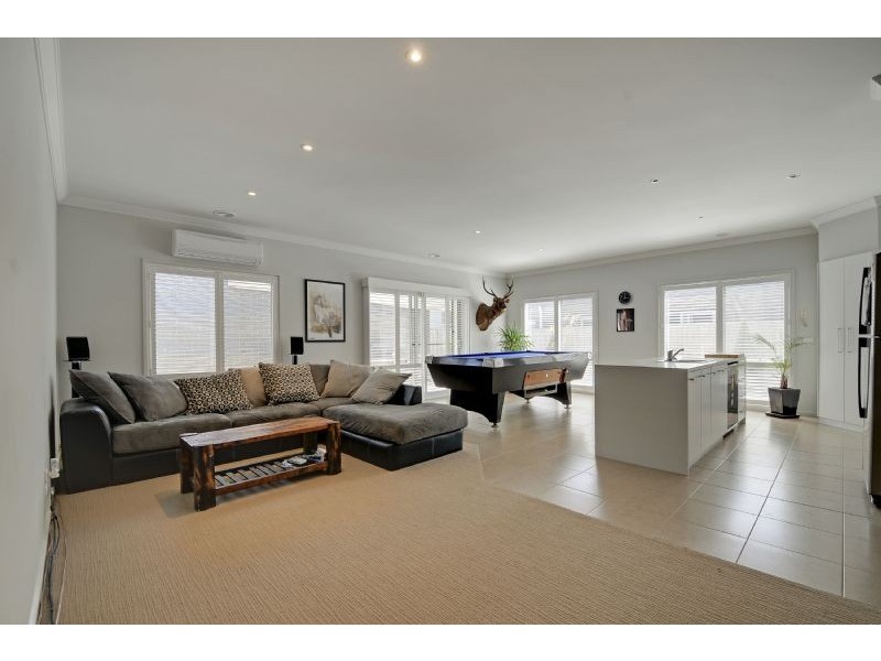 1 Stonehaven Drive, Traralgon VIC 3844