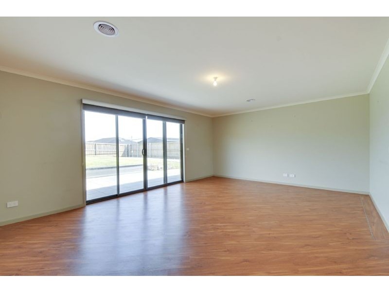 6 Holly Lane, Traralgon VIC 3844