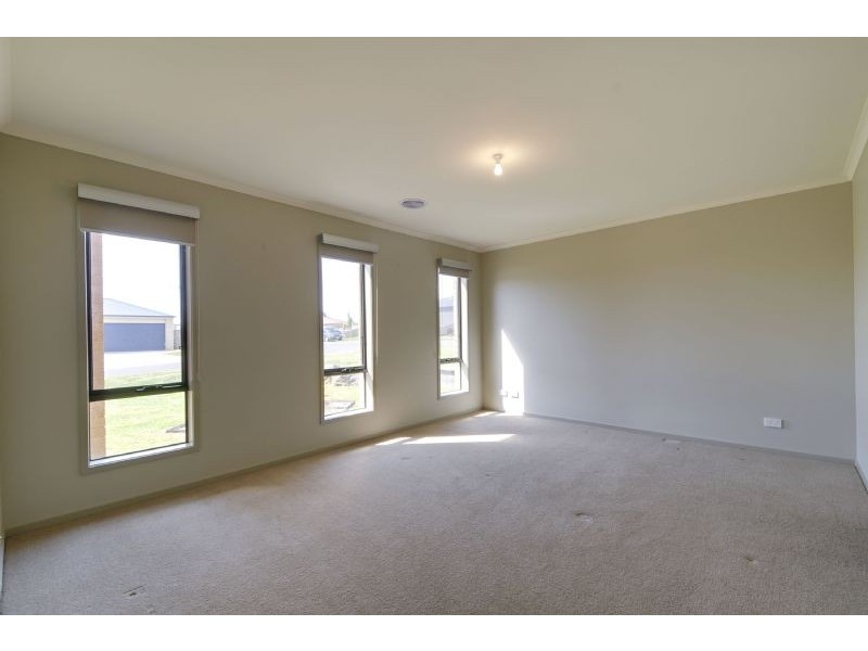 6 Holly Lane, Traralgon VIC 3844
