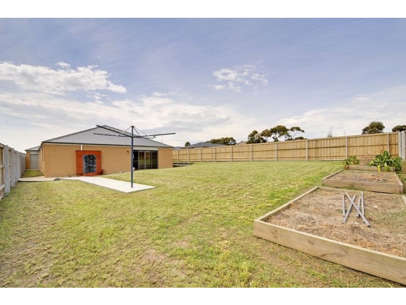 6 Holly Lane, Traralgon VIC 3844