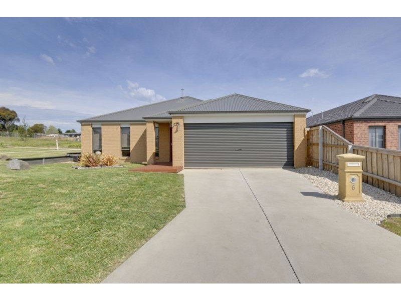 6 Holly Lane, Traralgon VIC 3844