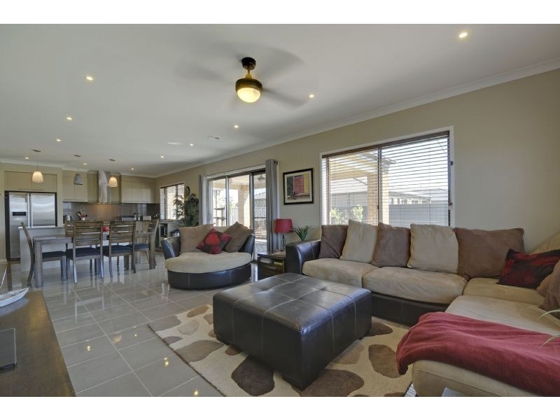 29 Moore Street, Rosedale VIC 3847