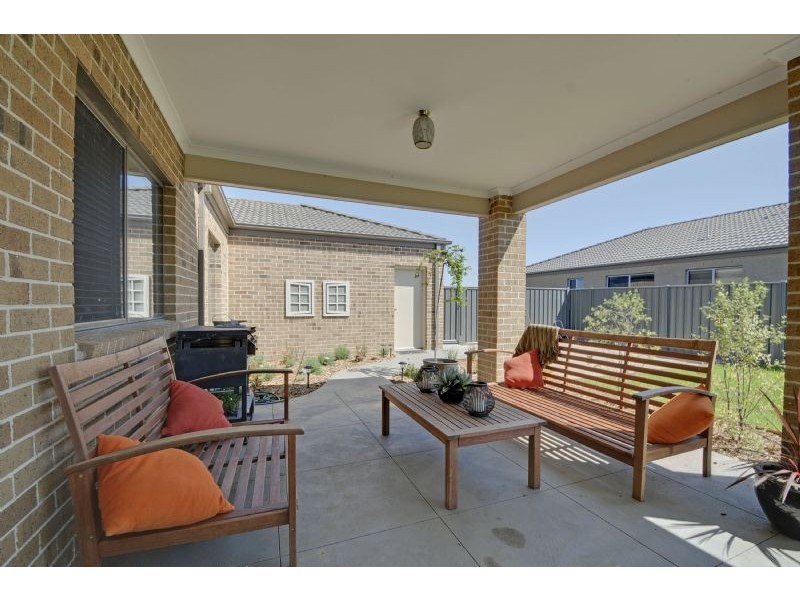 29 Moore Street, Rosedale VIC 3847