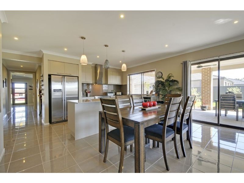 29 Moore Street, Rosedale VIC 3847