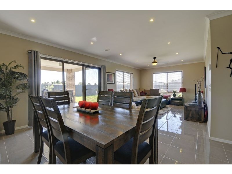 29 Moore Street, Rosedale VIC 3847