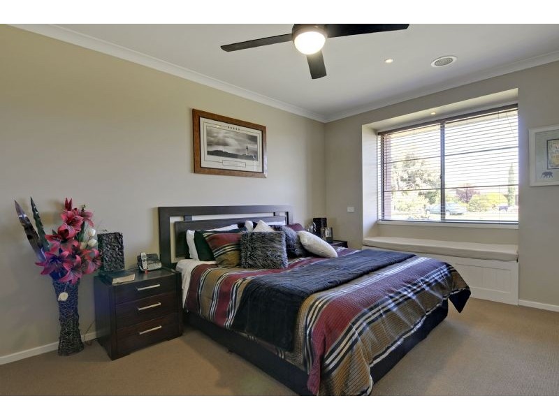 29 Moore Street, Rosedale VIC 3847