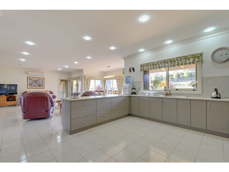 241 Sagars Road, Hazelwood North VIC 3840