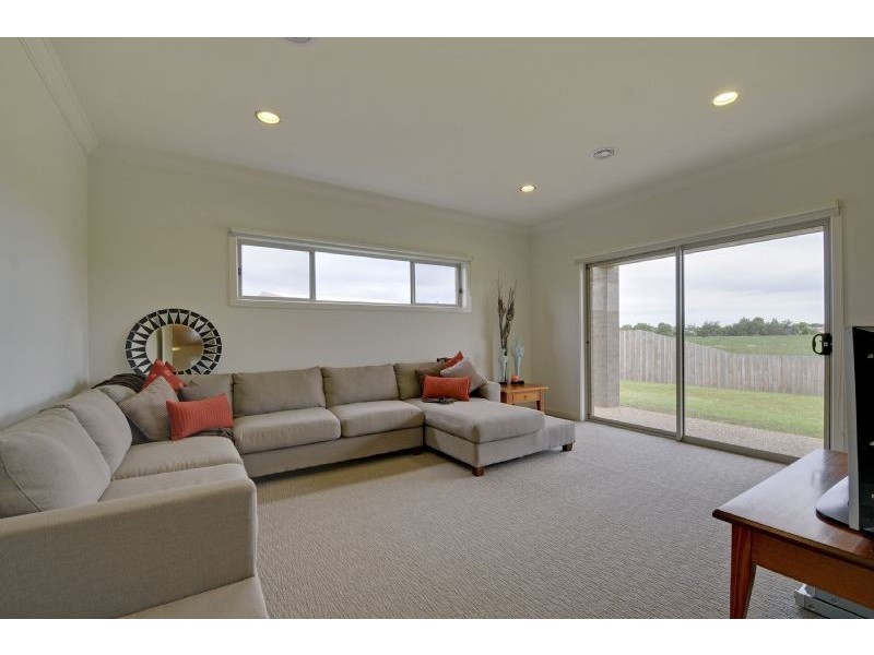 16 Bradman Boulevard, Traralgon VIC 3844