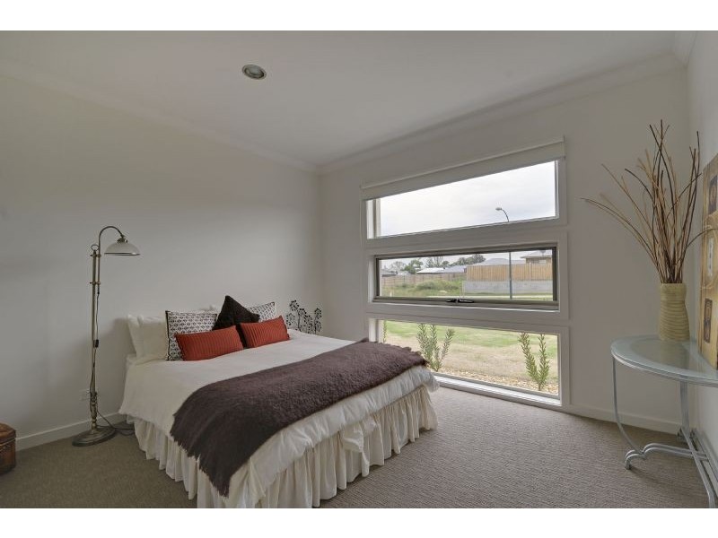 16 Bradman Boulevard, Traralgon VIC 3844