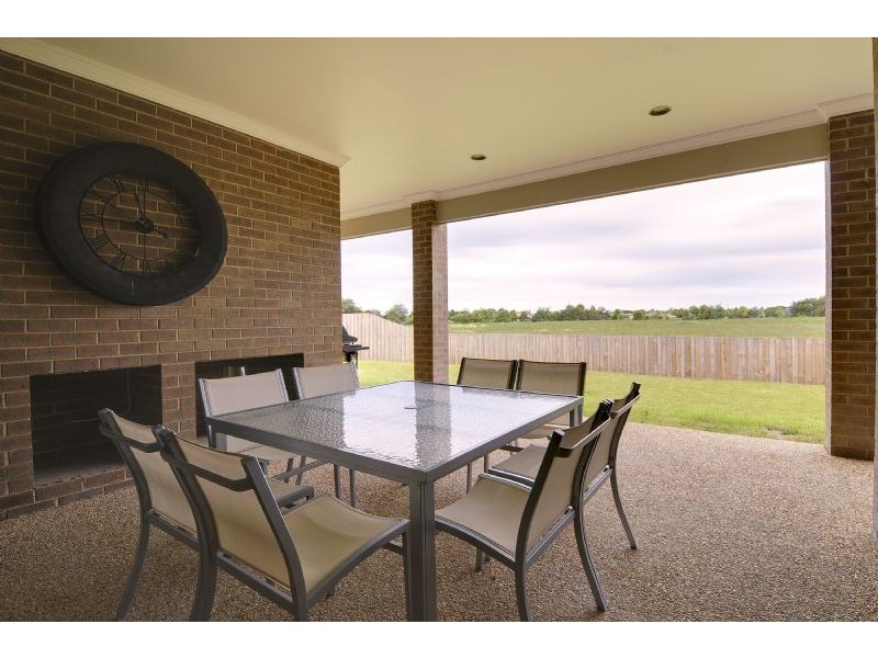 16 Bradman Boulevard, Traralgon VIC 3844