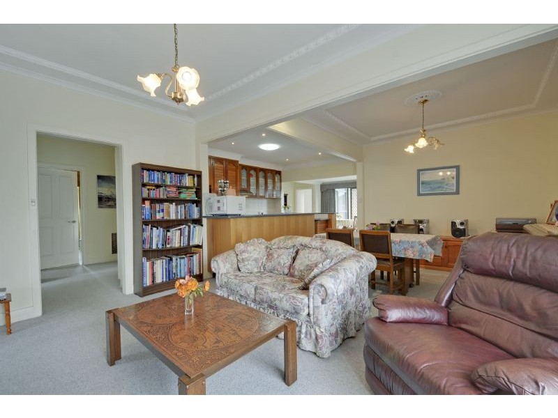 16 Myrtle Crescent, Traralgon VIC 3844