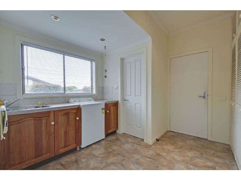 16 Myrtle Crescent, Traralgon VIC 3844