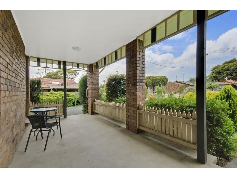 16 Myrtle Crescent, Traralgon VIC 3844