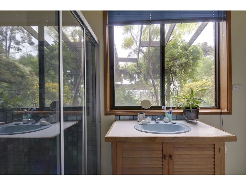 60 Cooloongatta Drive, Tyers VIC 3844