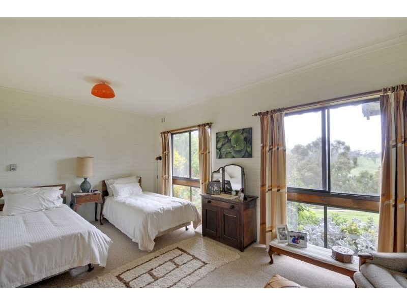 60 Cooloongatta Drive, Tyers VIC 3844