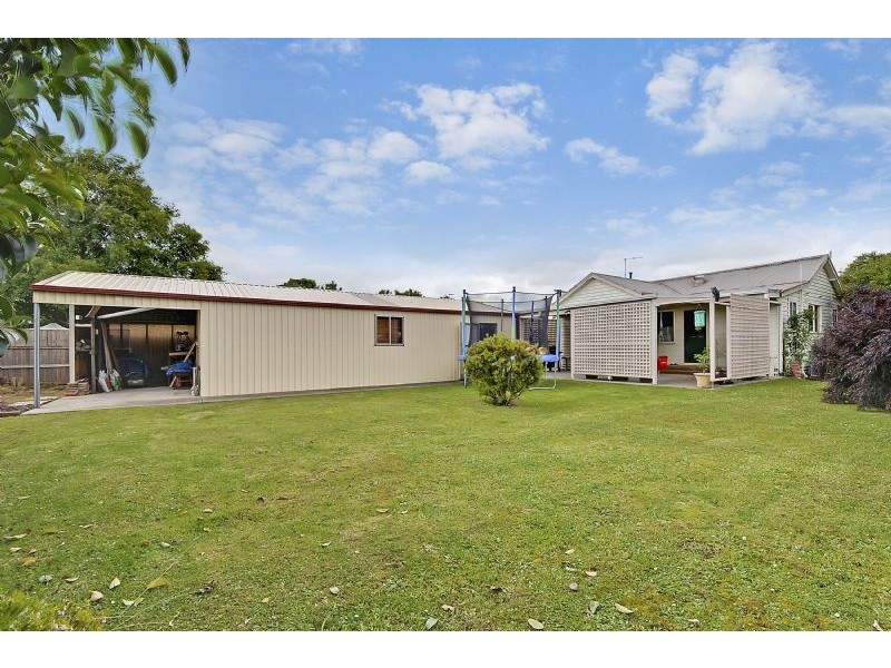 35 Bernard Avenue, Traralgon VIC 3844