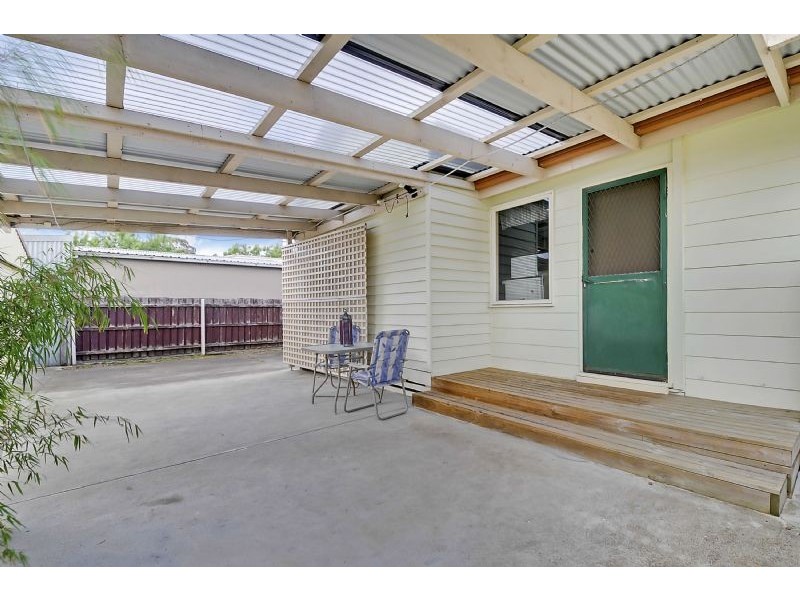 35 Bernard Avenue, Traralgon VIC 3844