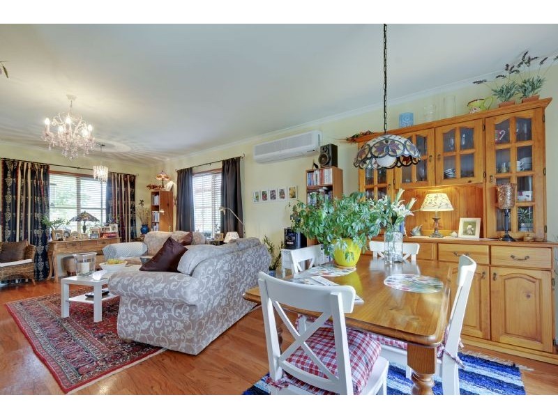 13 Albert Street, Rosedale VIC 3847