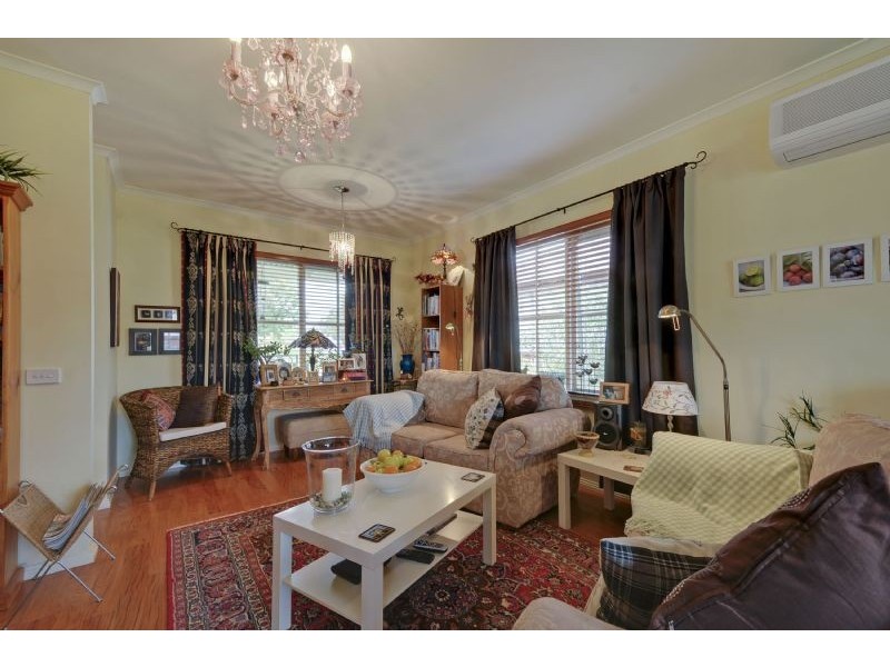 13 Albert Street, Rosedale VIC 3847